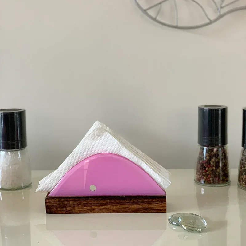 Tissue Holder
